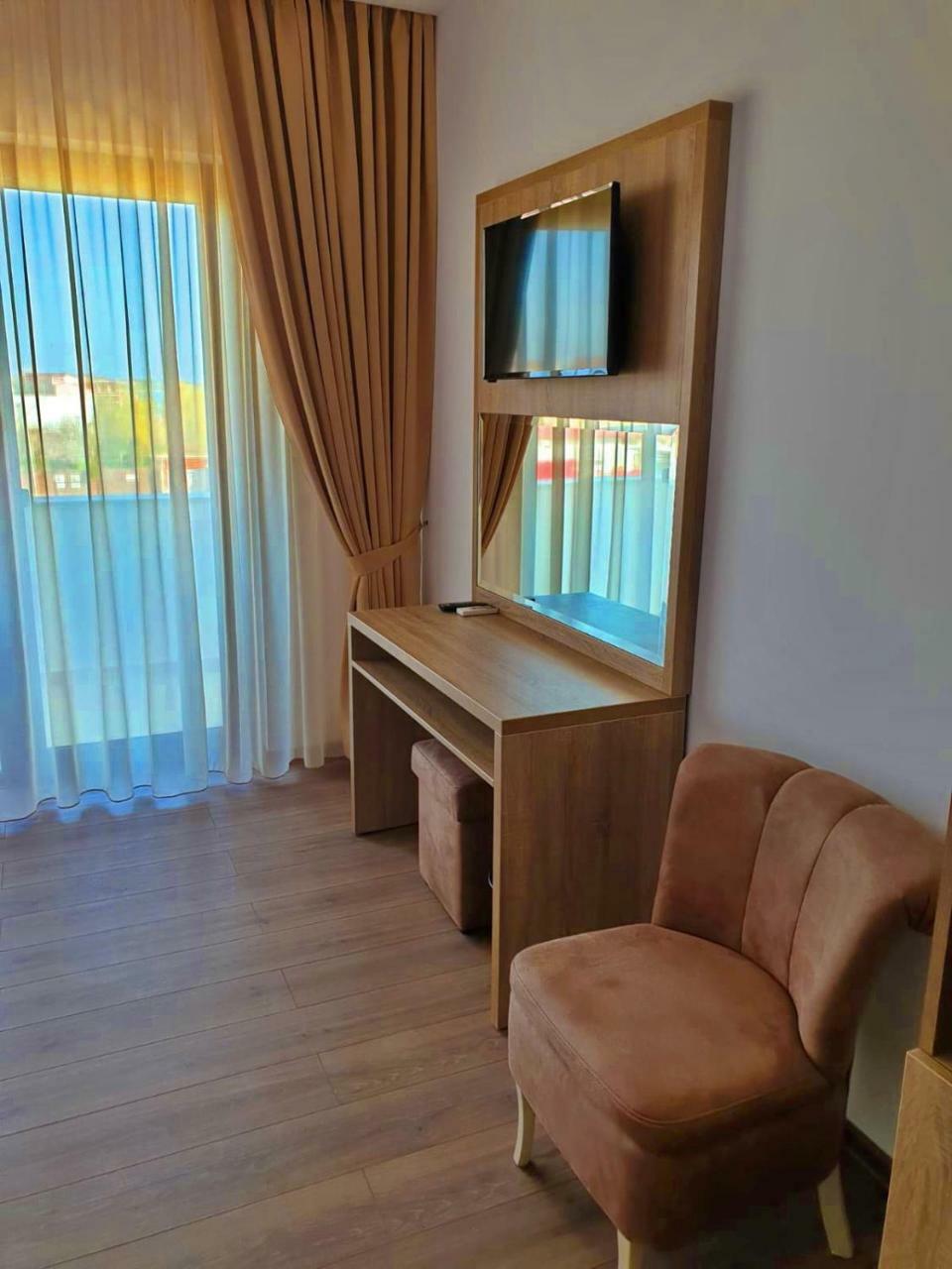 Valurile Marii Vama - Veche Hotel Vama Veche Exterior photo